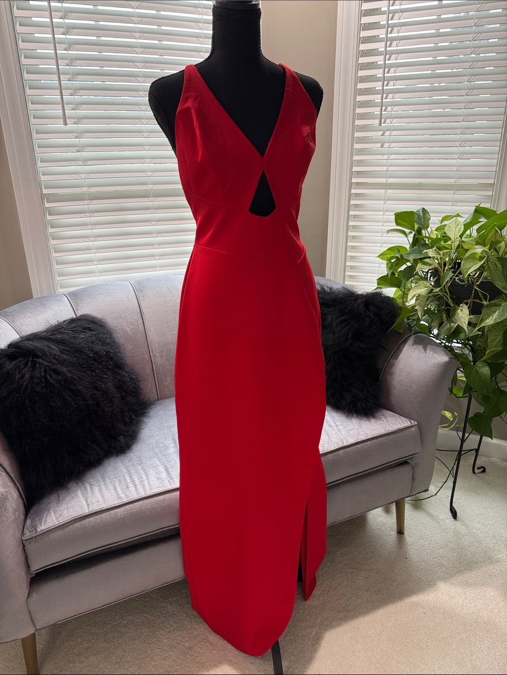 Mac Duggal Red V-Neck Cutout Sleeveless Evening Gown